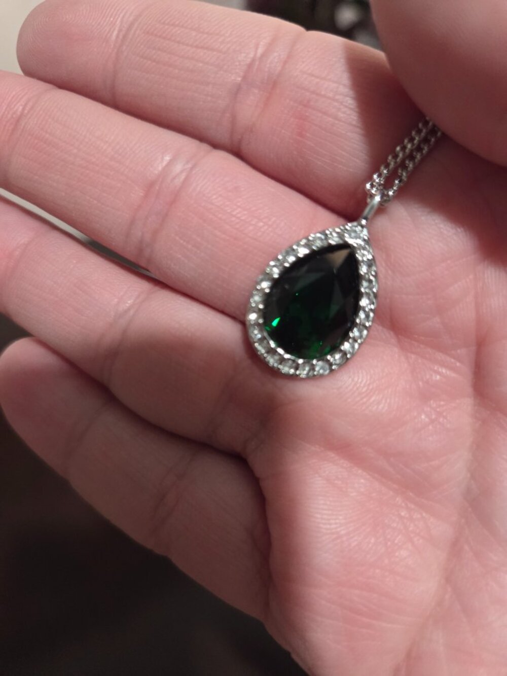 Givenchy green crystal pendant - Picture 6 of 6